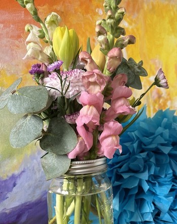 Dahlia May Mason Jar Flowers - local deliveries
